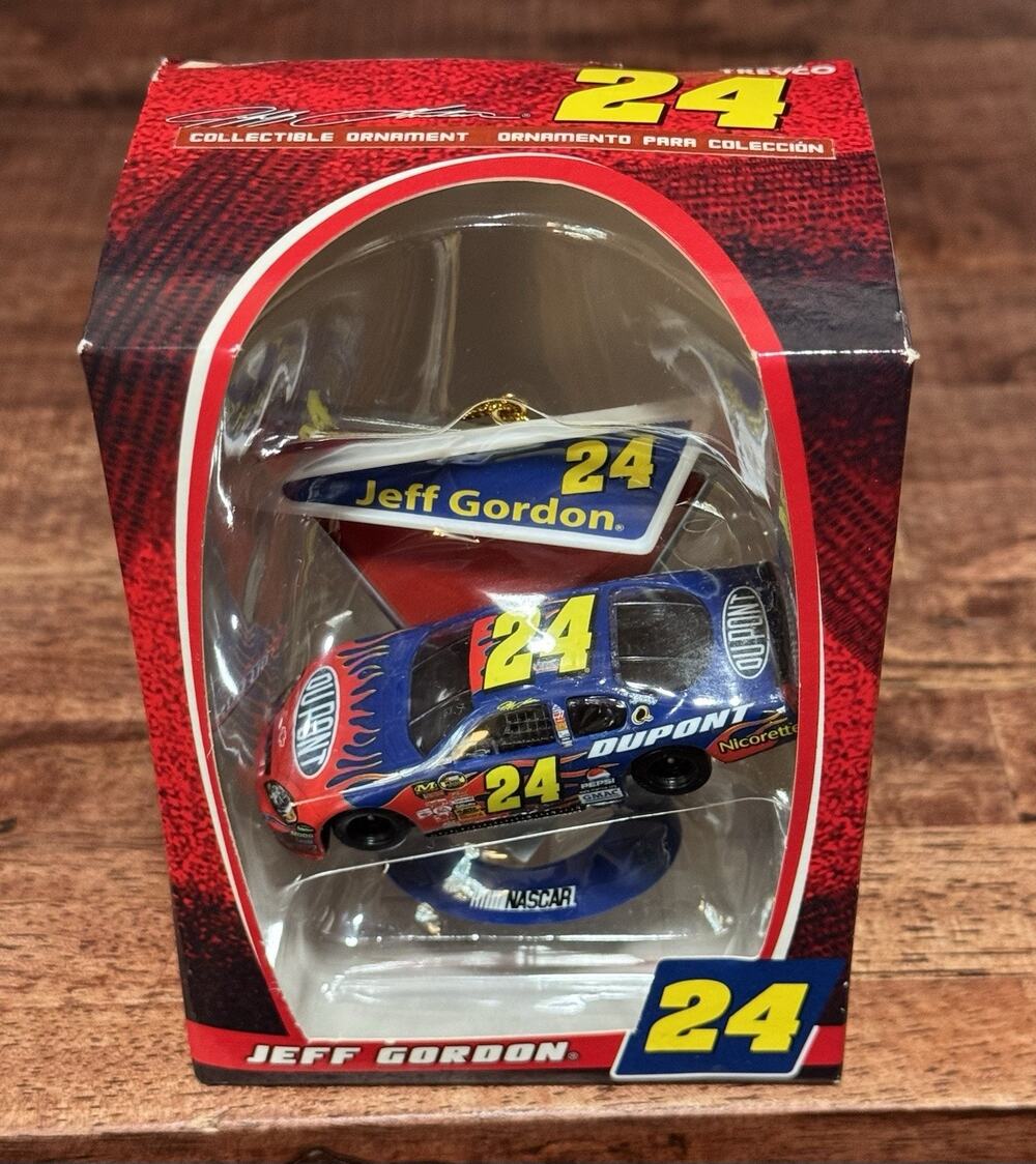 Jeff Gordon #24 Nascar Collectible Christmas Ornament Trevco 2007 Racing